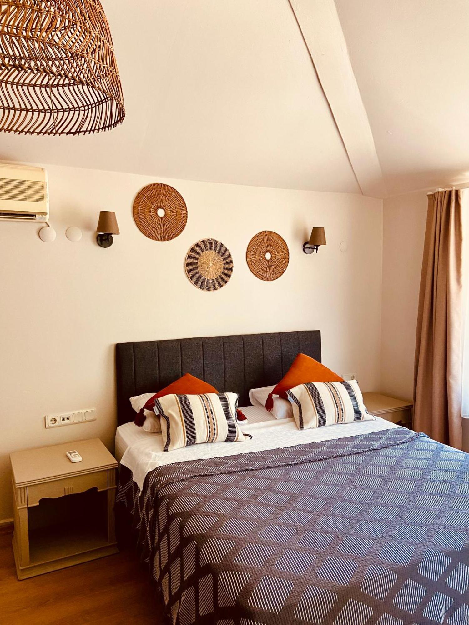 Kale Hotel *