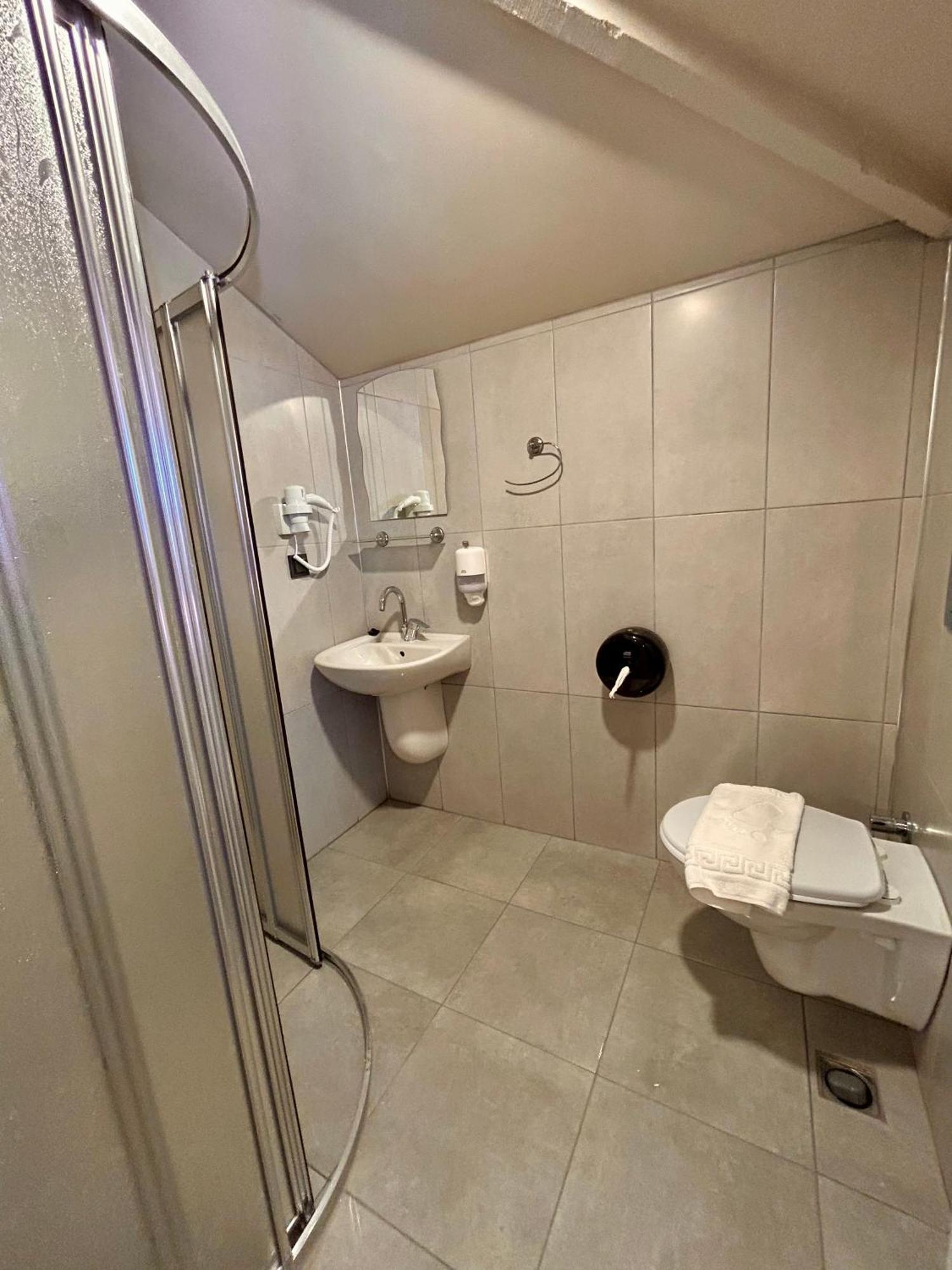 Kalia Otel *